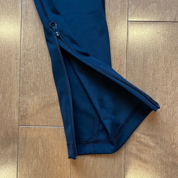 NWT ADIDAS Karlie Kloss Run Tight in Small - Picture 10 of 11